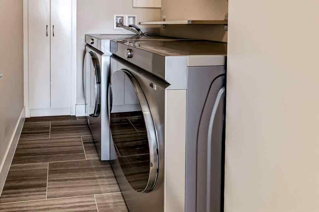 MLS® A2261158 - Unit #1802 519 Riverfront Avenue SE in Downtown East Village Calgary, Residential