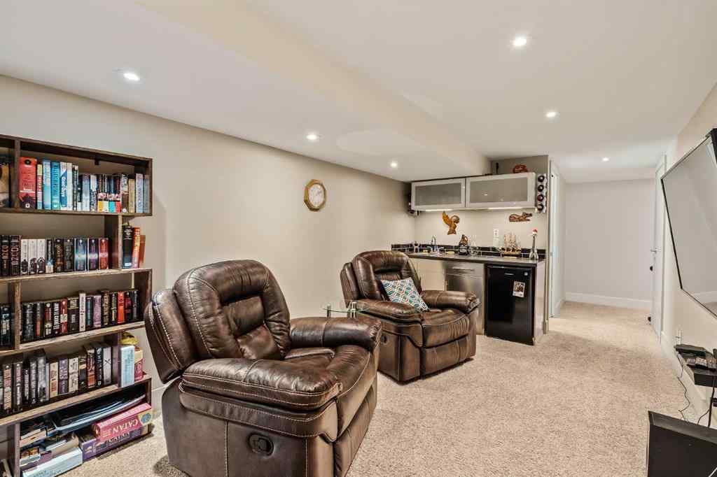 MLS® A2261161 - 1614 27 Avenue SW in South Calgary Calgary, Residential