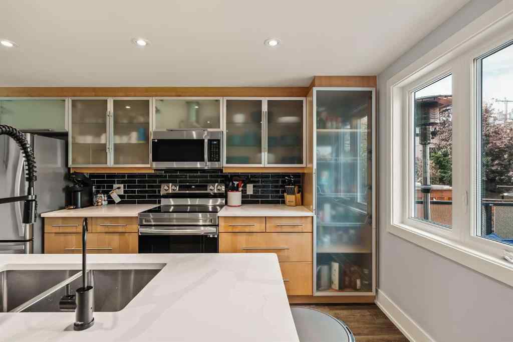 MLS® A2261161 - 1614 27 Avenue SW in South Calgary Calgary, Residential