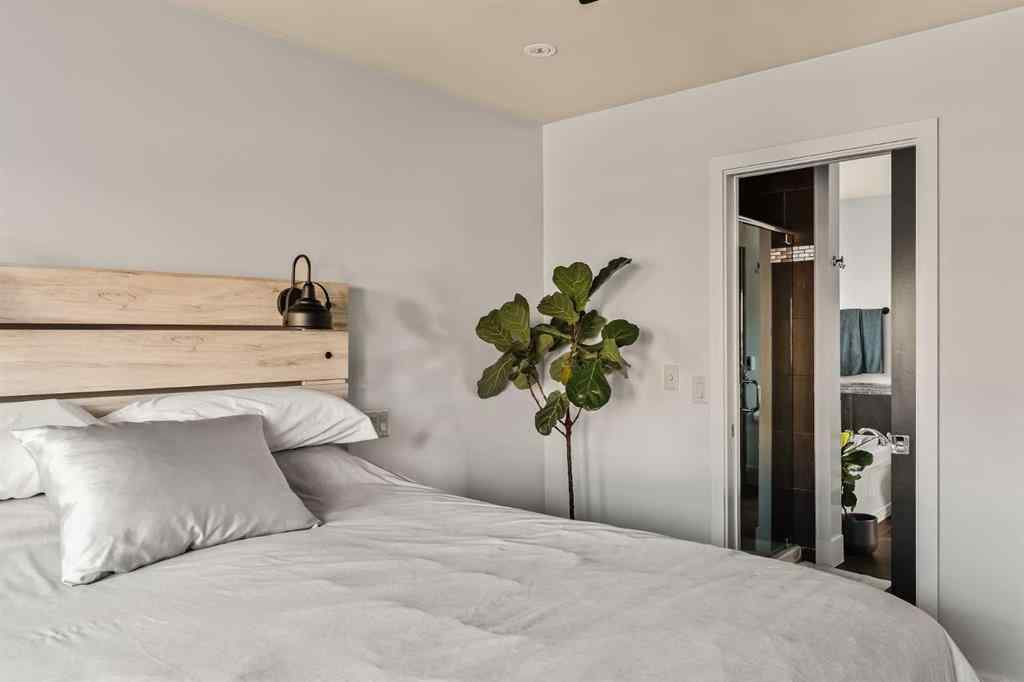 MLS® A2261161 - 1614 27 Avenue SW in South Calgary Calgary, Residential