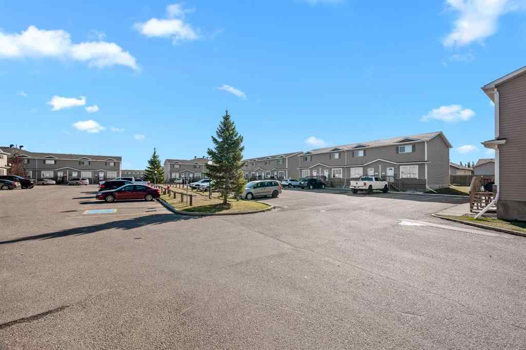 MLS® A2261163 - Unit #Unit 6 1811 49 Avenue  in Wallacefield Lloydminster, Residential