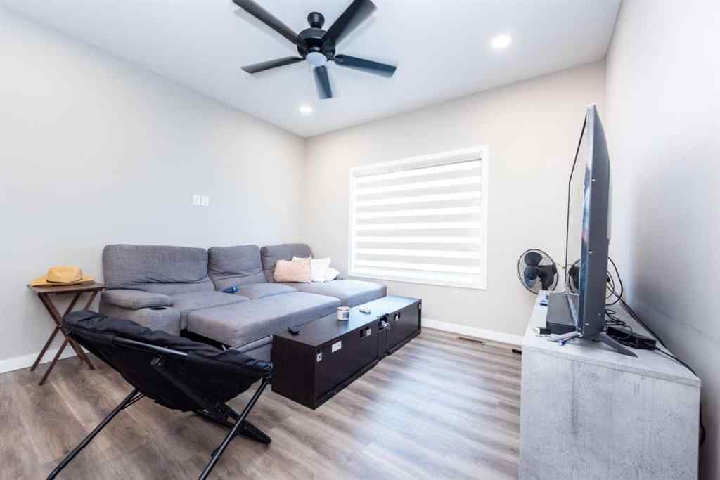 MLS® A2261164 - 132 Highview Gate SE in Lanark Airdrie, Residential