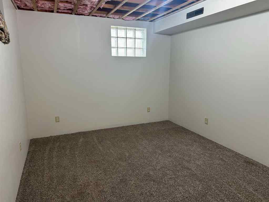 MLS® A2261165 - 5301 52 Street  in NONE Taber, Residential