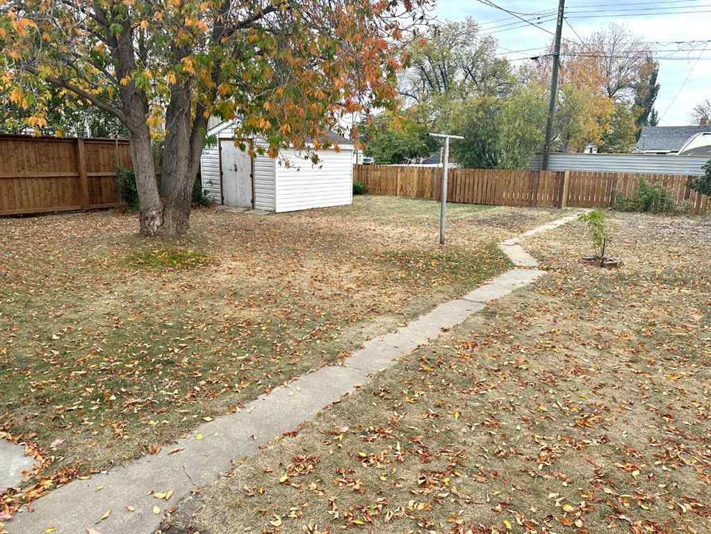 MLS® A2261165 - 5301 52 Street  in NONE Taber, Residential