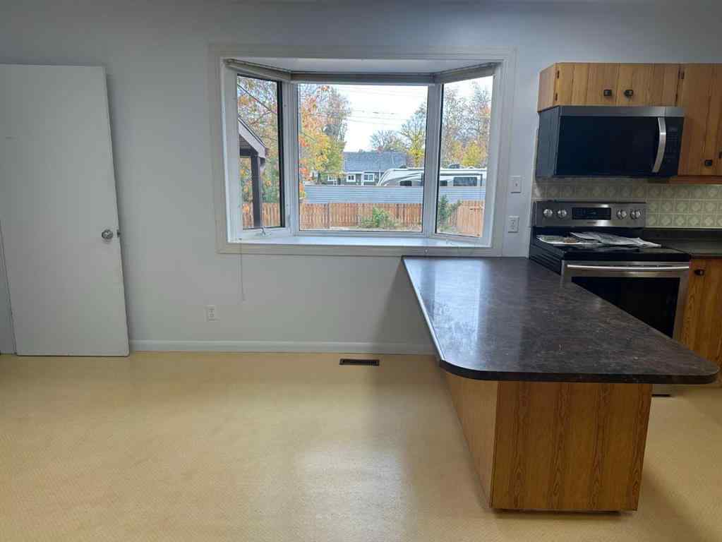 MLS® A2261165 - 5301 52 Street  in NONE Taber, Residential