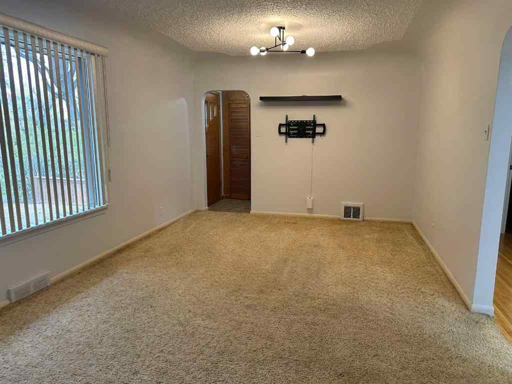 MLS® A2261165 - 5301 52 Street  in NONE Taber, Residential