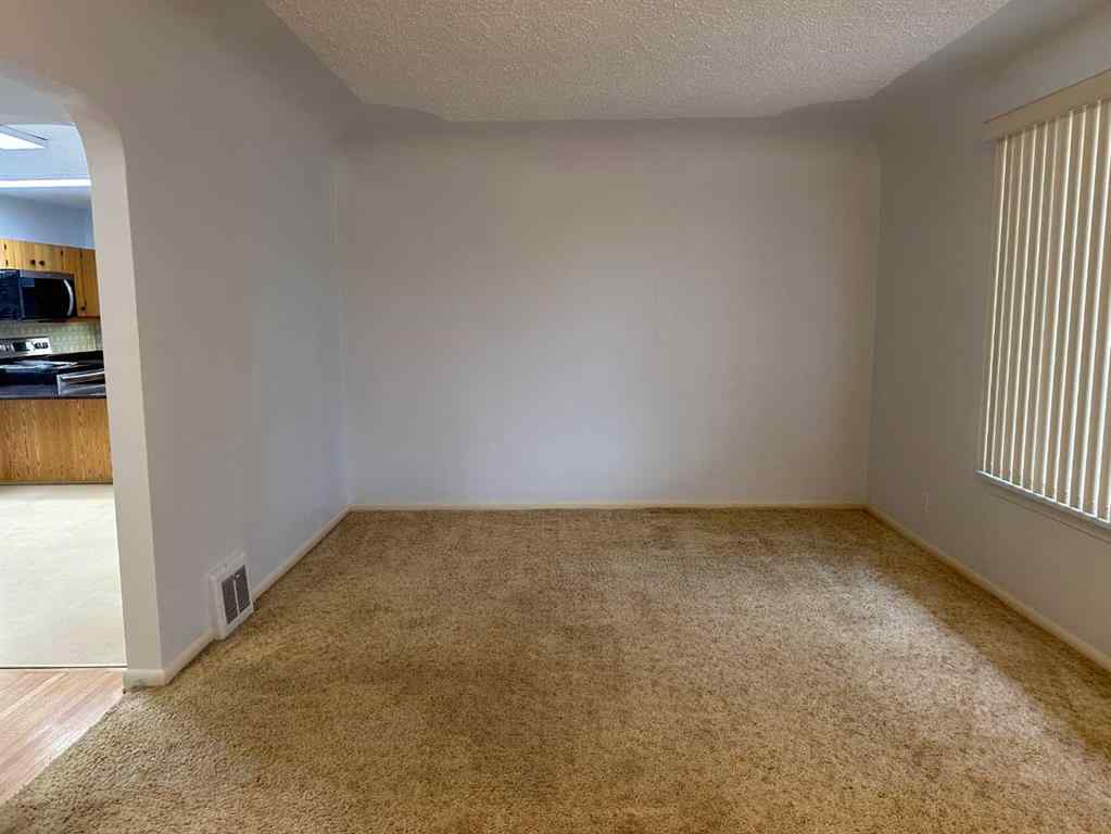 MLS® A2261165 - 5301 52 Street  in NONE Taber, Residential