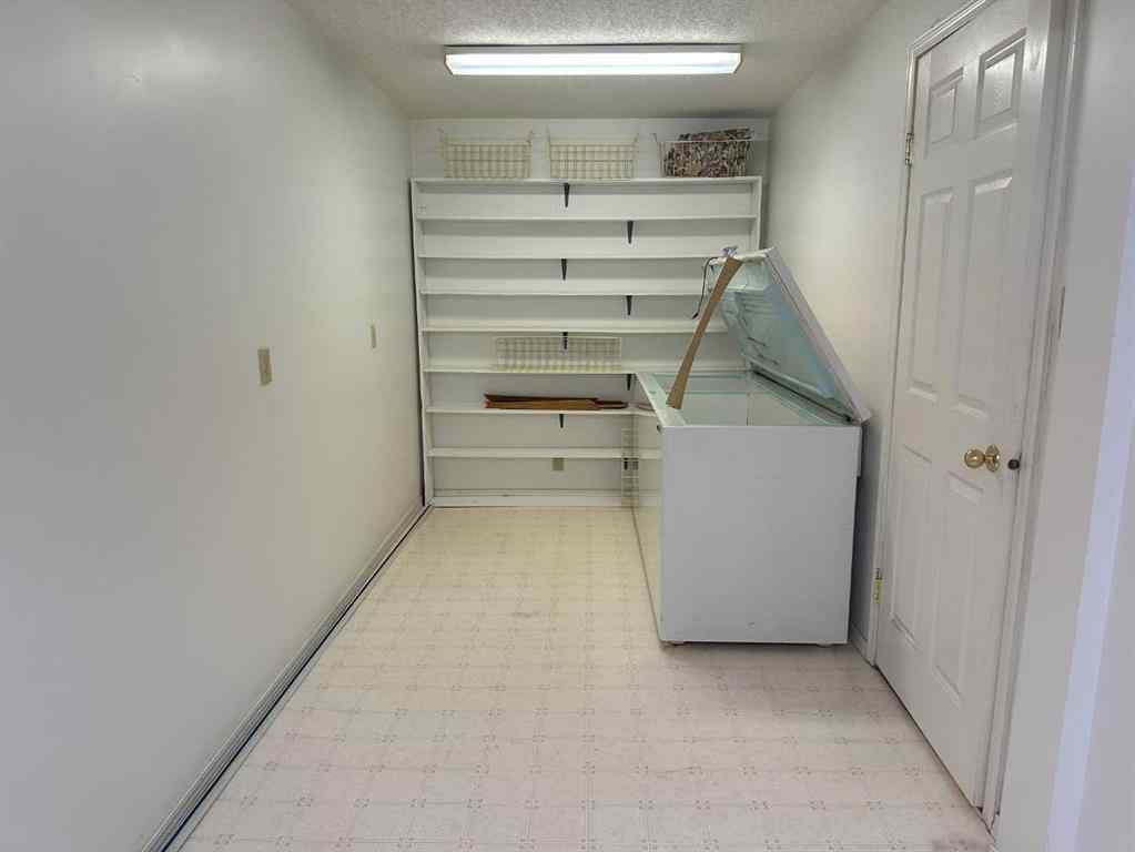 MLS® A2261165 - 5301 52 Street  in NONE Taber, Residential