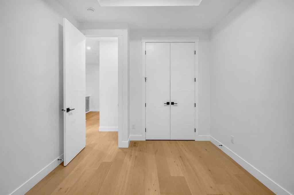 MLS® A2261176 - 2435 52 Avenue SW in North Glenmore Park Calgary, Residential