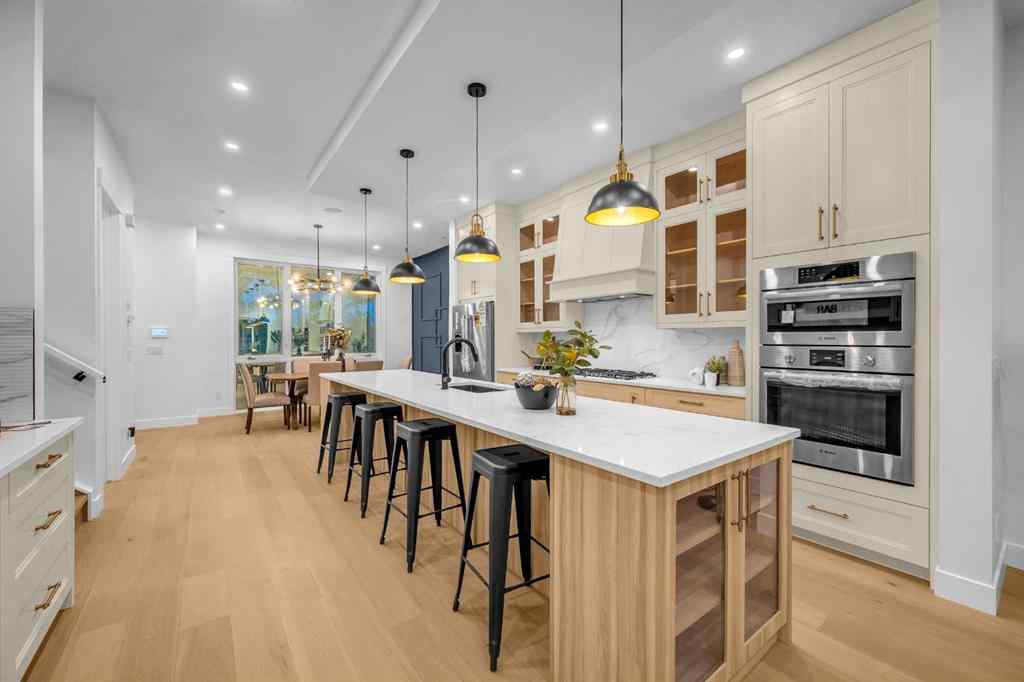 MLS® A2261176 - 2435 52 Avenue SW in North Glenmore Park Calgary, Residential