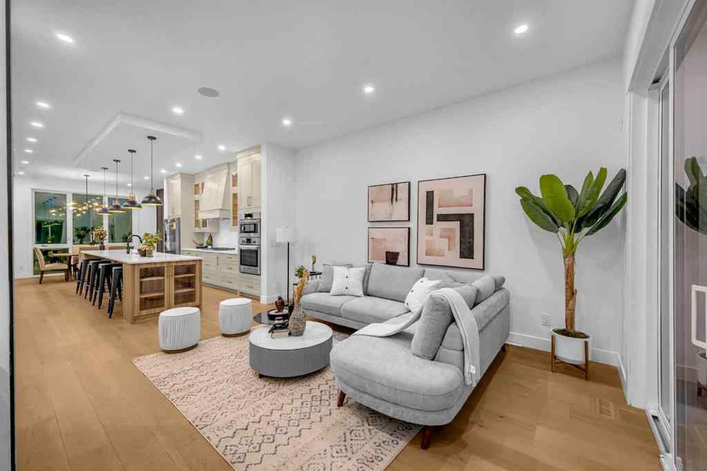 MLS® A2261176 - 2435 52 Avenue SW in North Glenmore Park Calgary, Residential