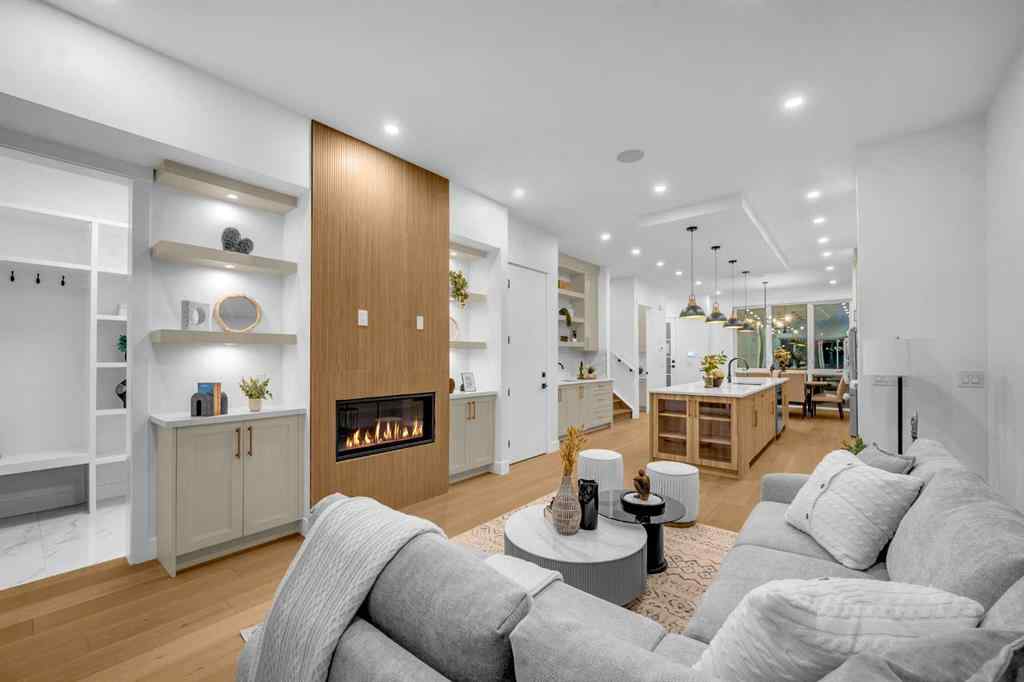 MLS® A2261176 - 2435 52 Avenue SW in North Glenmore Park Calgary, Residential