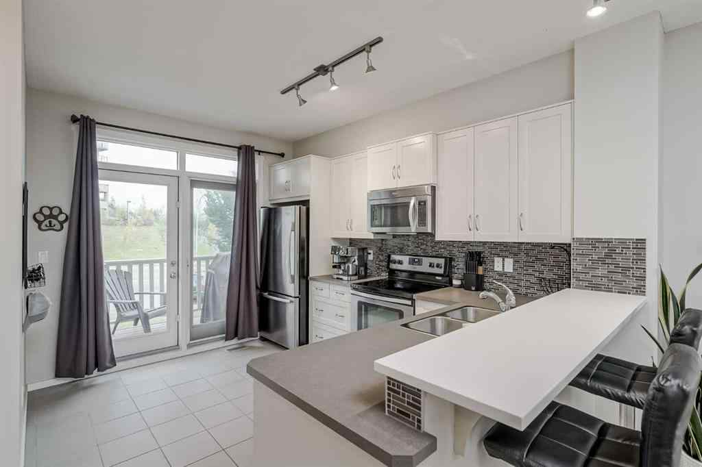 MLS® A2261178 - 43 Kinlea Common NW in Kincora Calgary, Residential