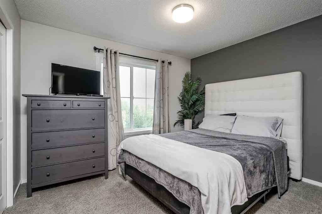 MLS® A2261178 - 43 Kinlea Common NW in Kincora Calgary, Residential