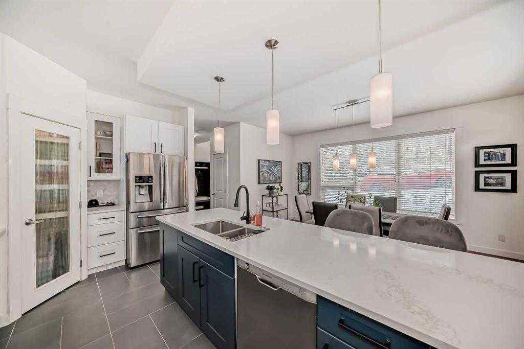 MLS® A2261181 - 3002 18 Street SW in South Calgary Calgary, Residential