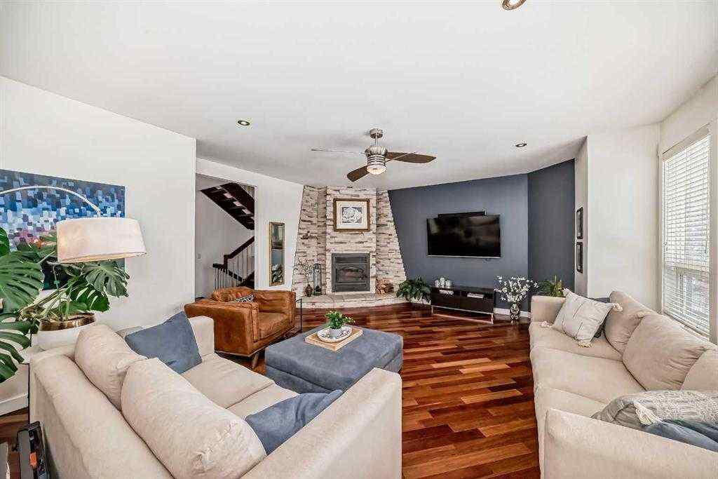 MLS® A2261181 - 3002 18 Street SW in South Calgary Calgary, Residential