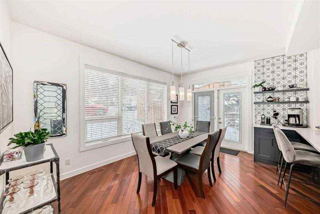 MLS® A2261181 - 3002 18 Street SW in South Calgary Calgary, Residential