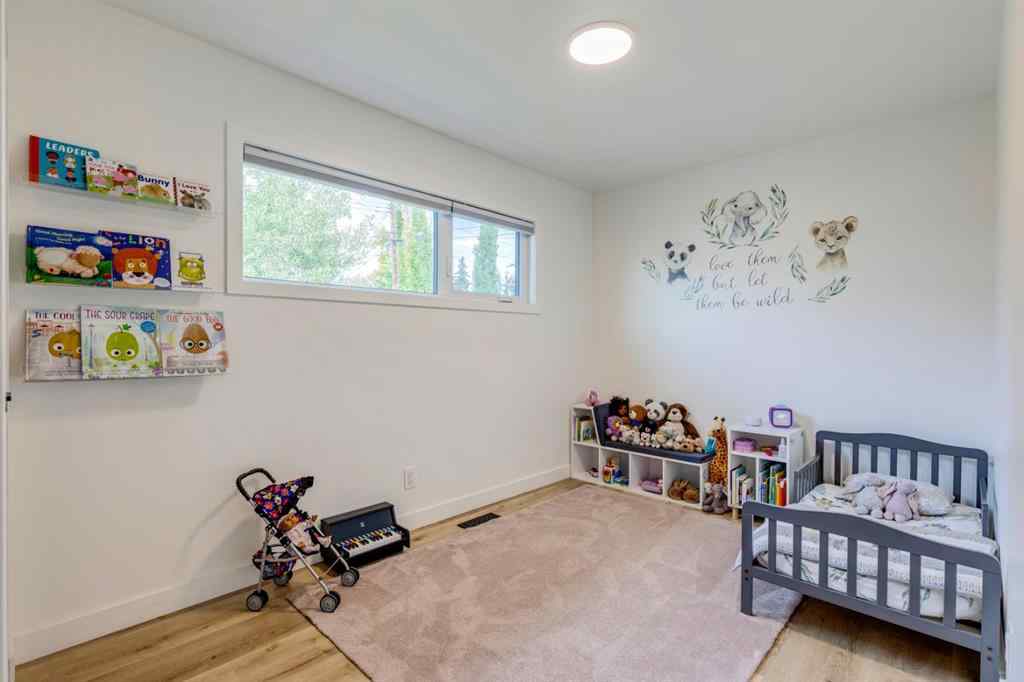 MLS® A2261189 - 1240 Mapleglade Crescent SE in Maple Ridge Calgary, Residential