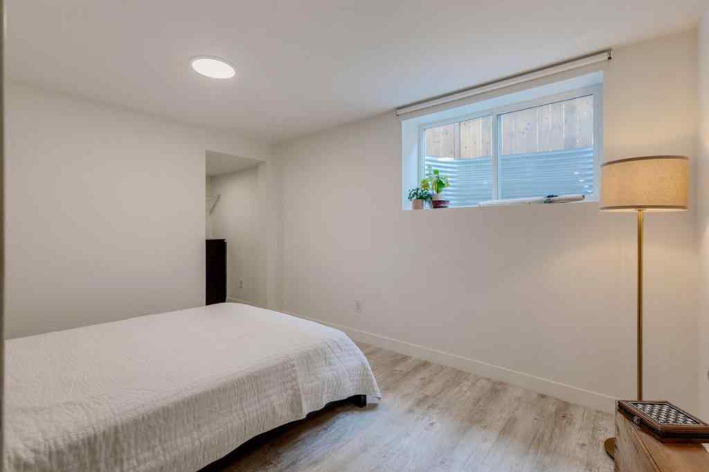 MLS® A2261189 - 1240 Mapleglade Crescent SE in Maple Ridge Calgary, Residential