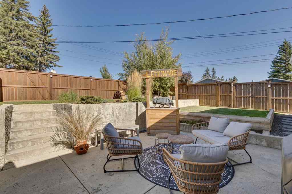 MLS® A2261189 - 1240 Mapleglade Crescent SE in Maple Ridge Calgary, Residential