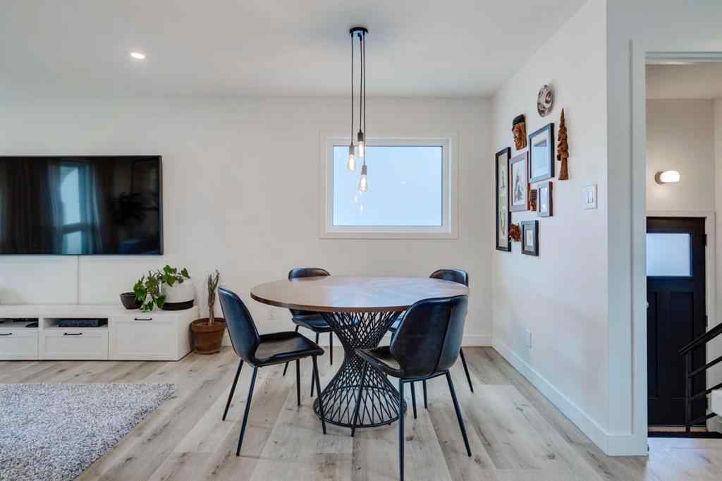 MLS® A2261189 - 1240 Mapleglade Crescent SE in Maple Ridge Calgary, Residential