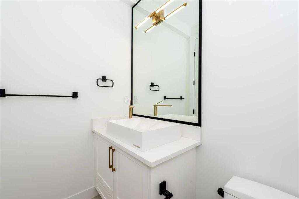 MLS® A2261195 - 105 Hartford Road NW in Highwood Calgary, Residential