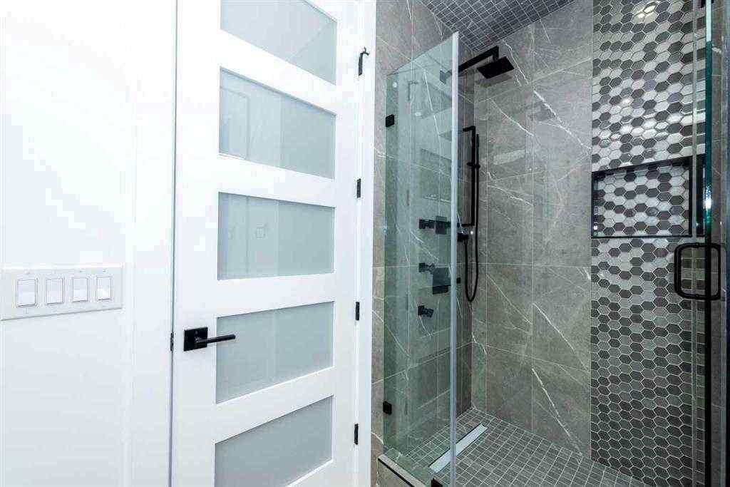 MLS® A2261195 - 105 Hartford Road NW in Highwood Calgary, Residential