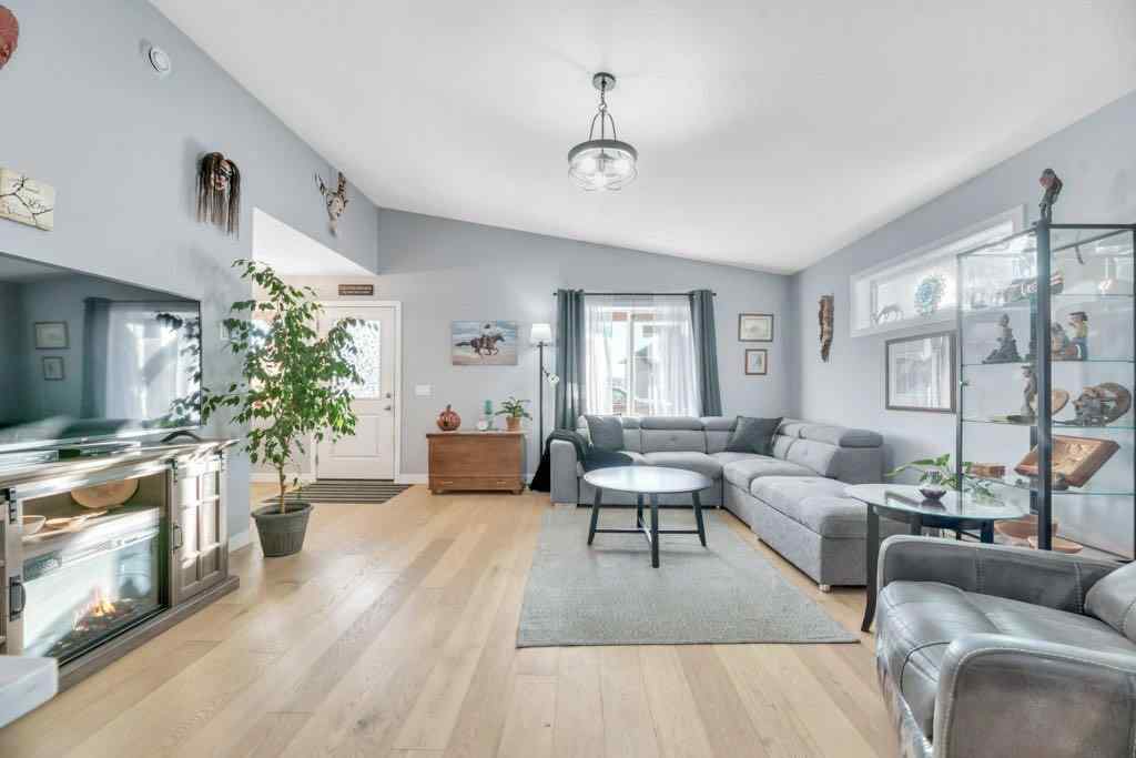 MLS® A2261196 - 138 Westview Drive  in NONE Nanton, Residential