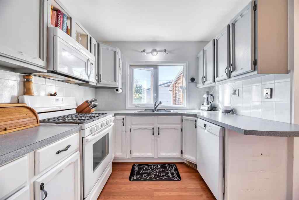 MLS® A2261198 - 112 Young Crescent  in NONE Stavely, Residential