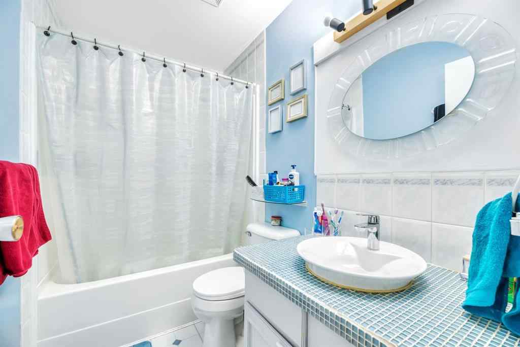 MLS® A2261198 - 112 Young Crescent  in NONE Stavely, Residential