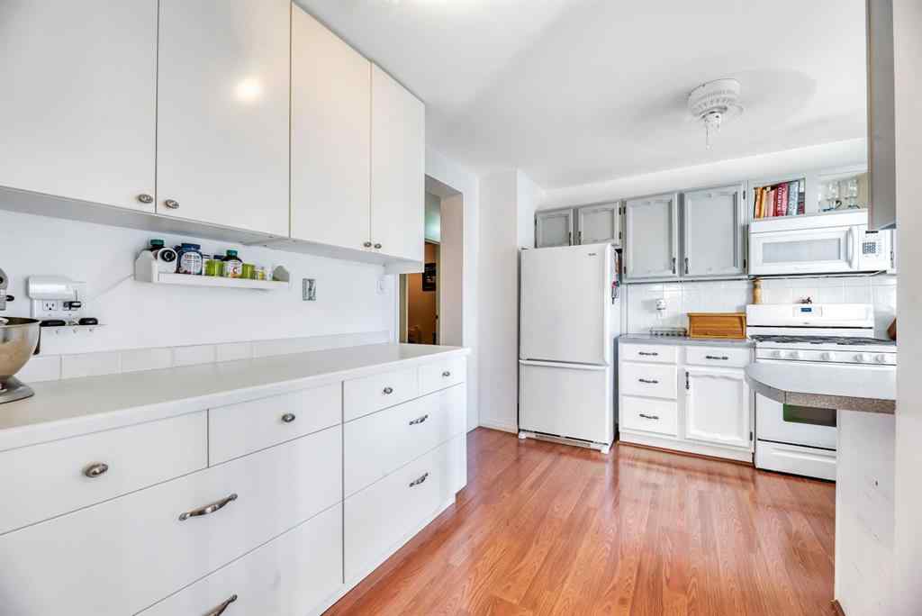 MLS® A2261198 - 112 Young Crescent  in NONE Stavely, Residential