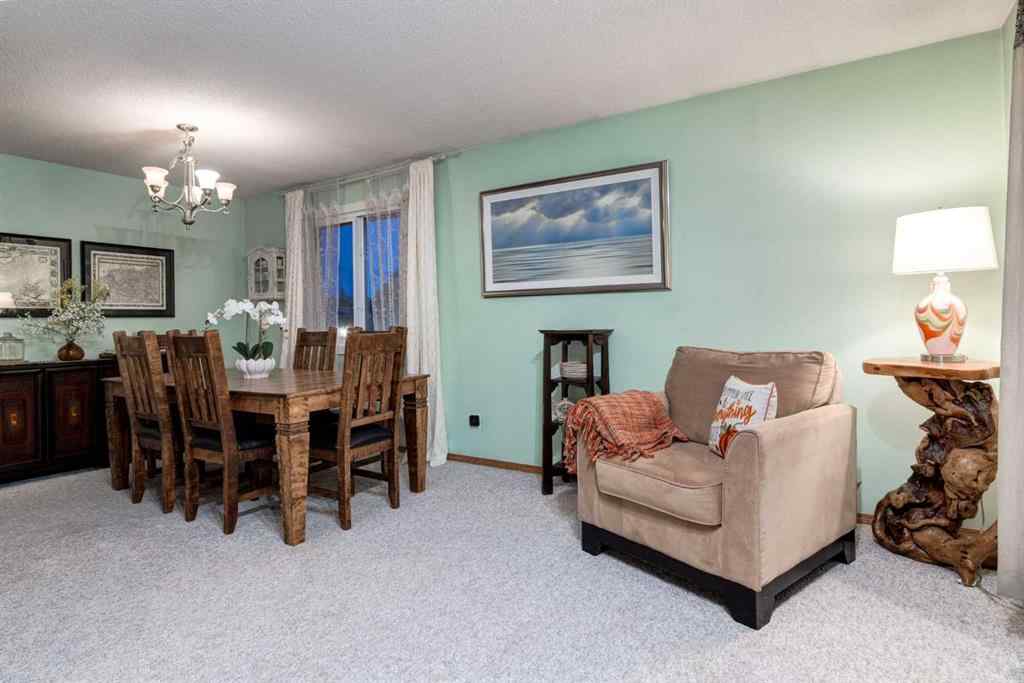 MLS® A2261199 - 220 Oakridge Place SW in Oakridge Calgary, Residential