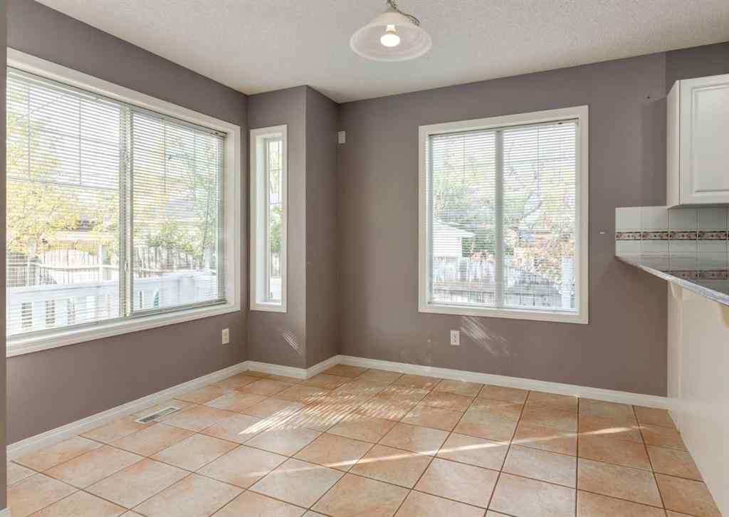 MLS® A2261200 - 141 28 Avenue NE in Tuxedo Park Calgary, Residential