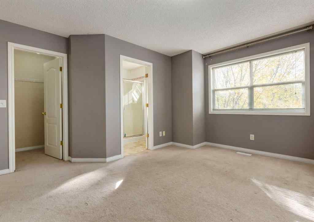 MLS® A2261200 - 141 28 Avenue NE in Tuxedo Park Calgary, Residential