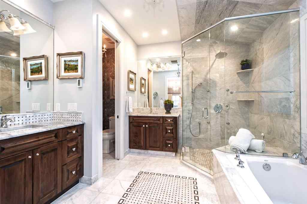 MLS® A2261202 - 814 Radford Road NE in Renfrew Calgary, Residential