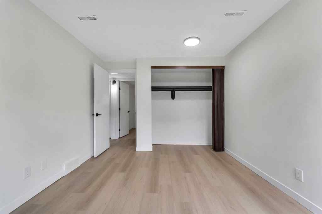 MLS® A2261204 - 105 Pinemont Bay NE in Pineridge Calgary, Residential