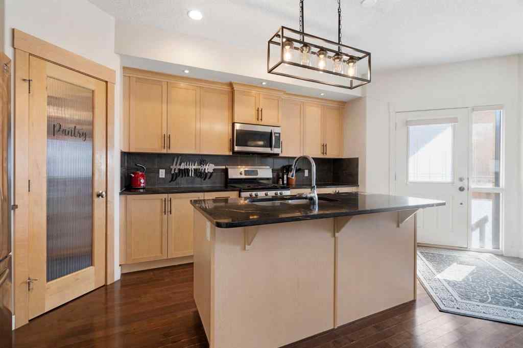 MLS® A2261207 - Unit #2 4709 17 Avenue NW in Montgomery Calgary, Residential