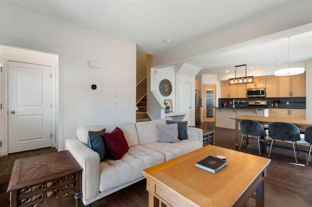 MLS® A2261207 - Unit #2 4709 17 Avenue NW in Montgomery Calgary, Residential