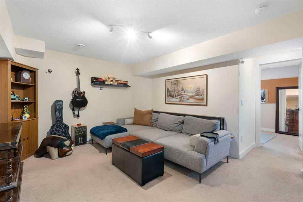 MLS® A2261207 - Unit #2 4709 17 Avenue NW in Montgomery Calgary, Residential