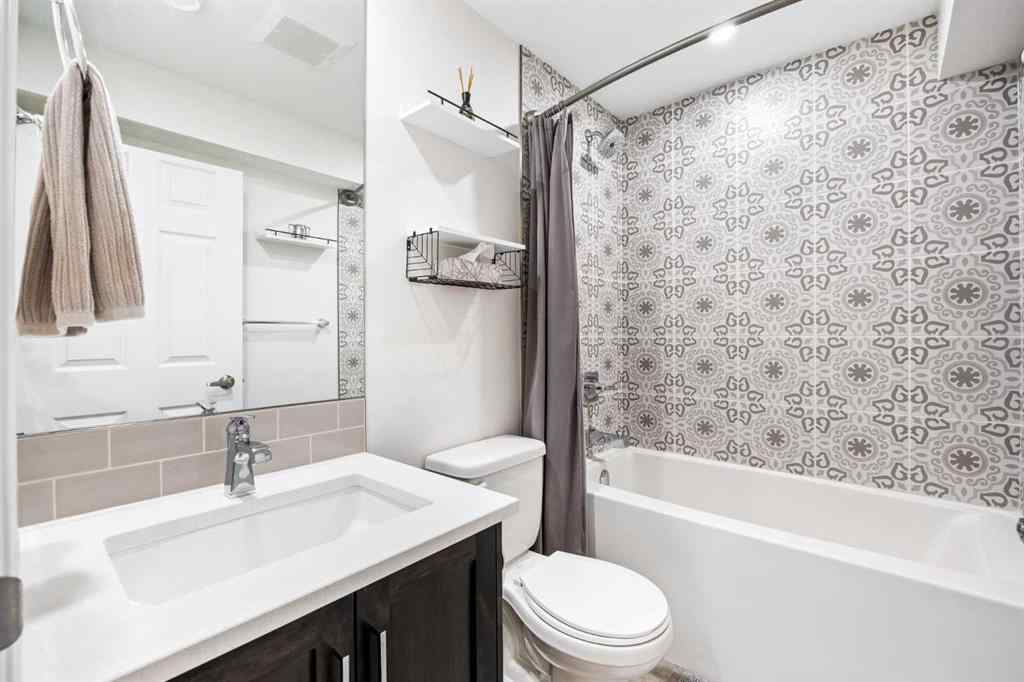 MLS® A2261209 - 16 Tuscany Ravine Court NW in Tuscany Calgary, Residential