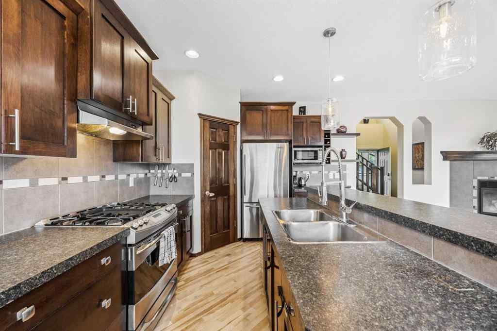 MLS® A2261209 - 16 Tuscany Ravine Court NW in Tuscany Calgary, Residential