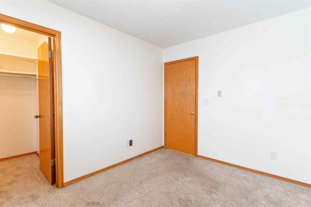 MLS® A2261217 - 266 Edgepark Way NW in Edgemont Calgary, Residential