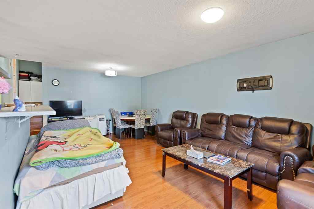 MLS® A2261220 - 20 Castlegrove Way NE in Castleridge Calgary, Residential