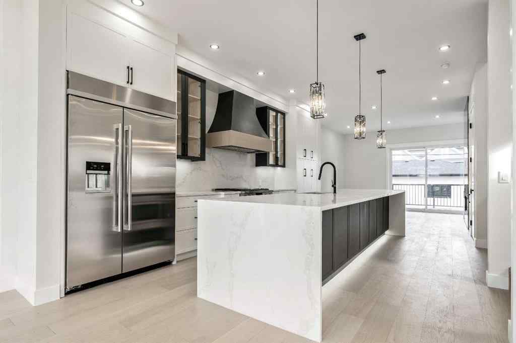 MLS® A2261223 - 1417 42 Street SW in Rosscarrock Calgary, Residential