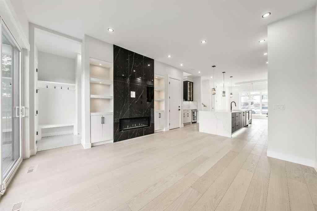 MLS® A2261223 - 1417 42 Street SW in Rosscarrock Calgary, Residential