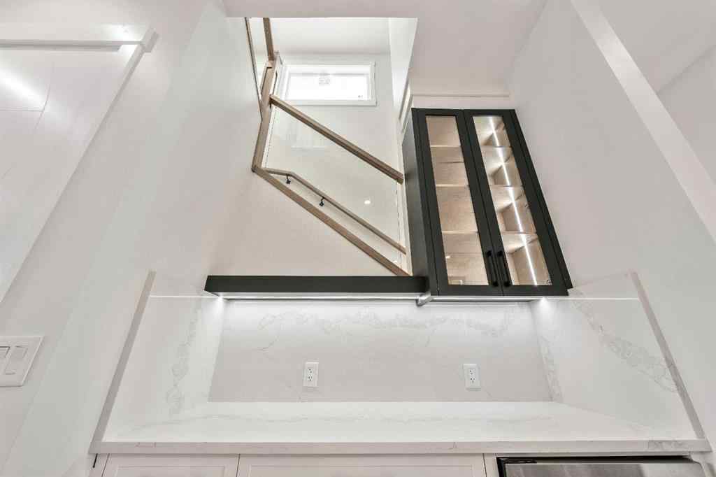 MLS® A2261223 - 1417 42 Street SW in Rosscarrock Calgary, Residential