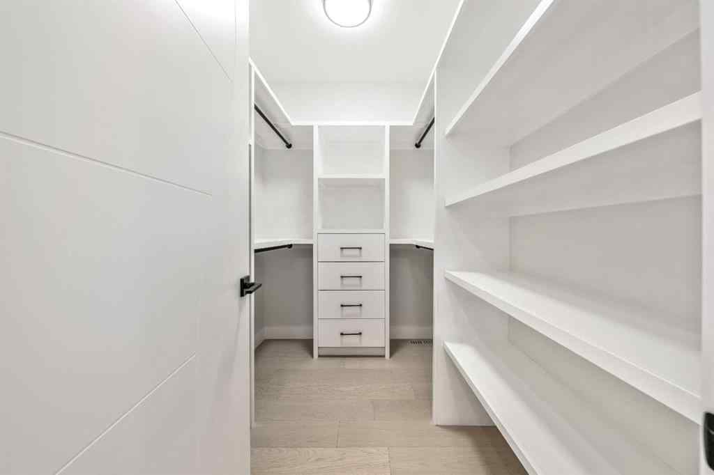 MLS® A2261223 - 1417 42 Street SW in Rosscarrock Calgary, Residential