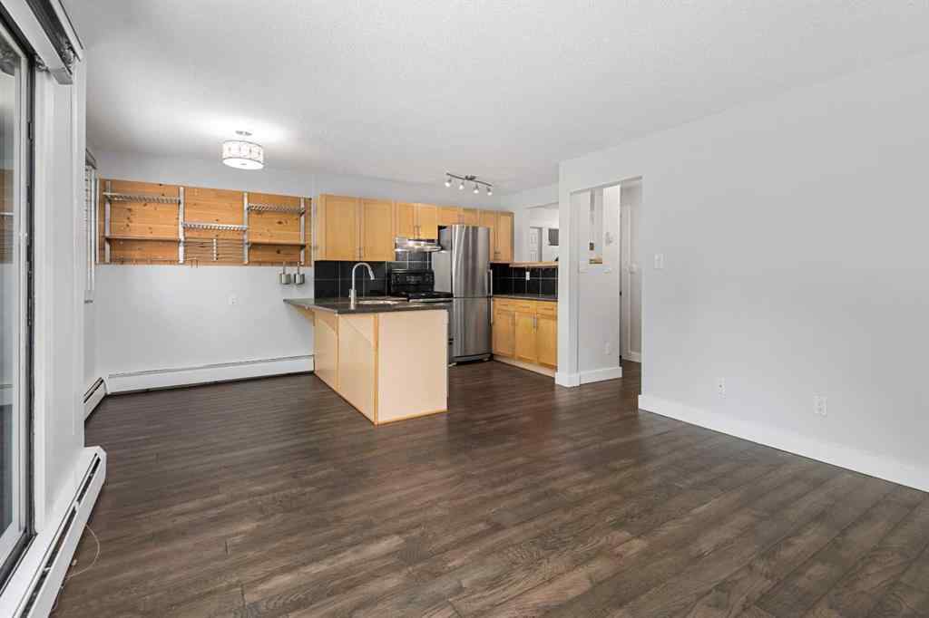 MLS® A2261226 - Unit #6 2407 17 Street SW in Bankview Calgary, Residential