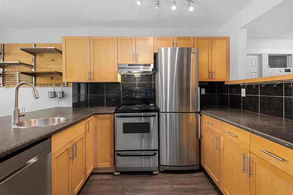 MLS® A2261226 - Unit #6 2407 17 Street SW in Bankview Calgary, Residential