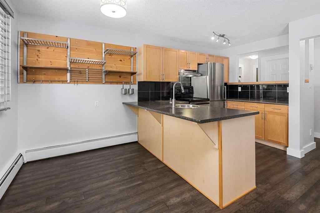 MLS® A2261226 - Unit #6 2407 17 Street SW in Bankview Calgary, Residential